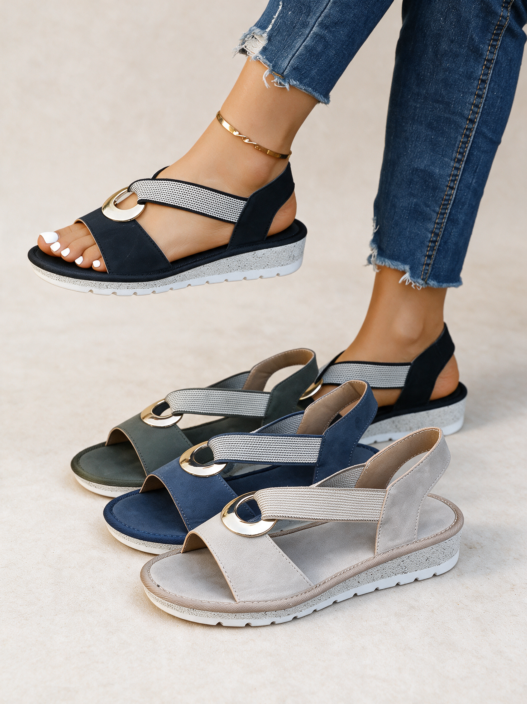 Flat Sandals with Metal Buckle